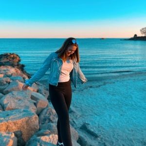 Meet your Posher, Carolyn